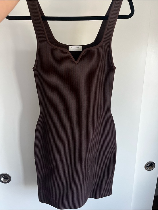 Babaton Dresses & Skirts - Babaton Contour Ribbed Mini Dress